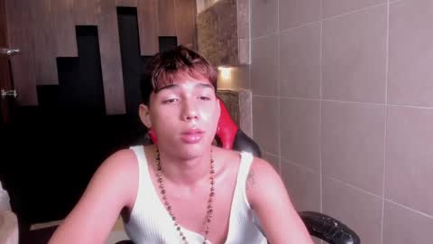       online show from May 16, 7:12 pm