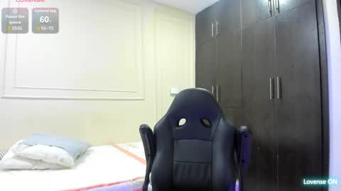 andres_stud online show from May 15, 3:46 am