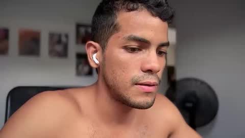 Andres online show from October 9, 8:07 pm