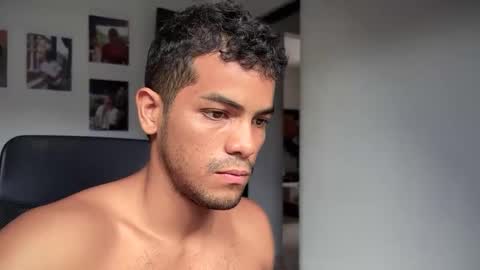 Andres online show from October 11, 7:01 pm