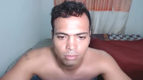 Snapshot of andresfern chatting on February 9, 10:11 pm ANDRES online show from February 9, 10:11 pm