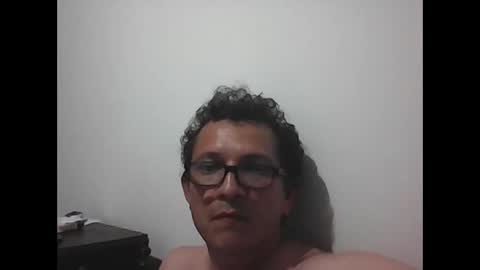 Snapshot of andresfloga chatting on September 10, 4:01 am andresfloga online show from September 10, 4:01 am