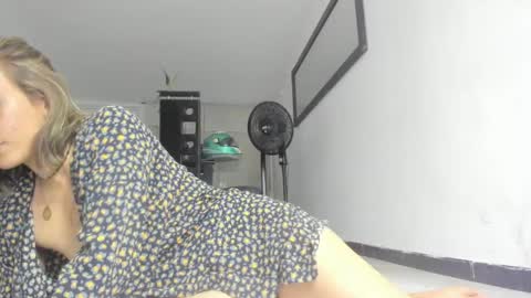 Isa  --------- online show from January 30, 3:55 am