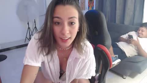 Isa  --------- online show from October 5, 12:53 am