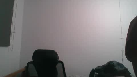 Snapshot of andresse_lat chatting on March 25, 11:22 pm andresse_lat online show from March 25, 11:22 pm