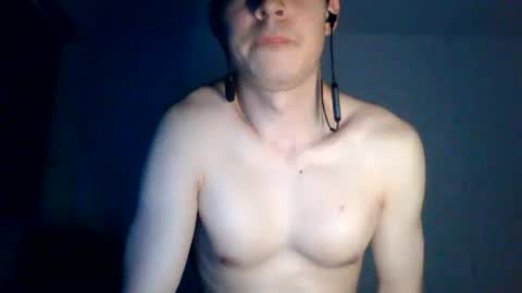 Snapshot of andresse_lat chatting on July 8, 3:55 am andresse_lat online show from July 8, 3:55 am