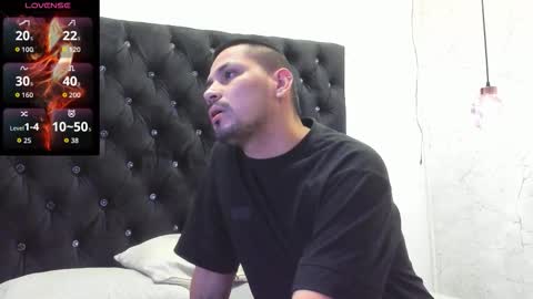 andressterling  online show from September 15, 11:21 am