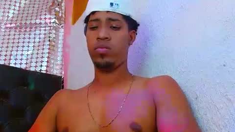 andreswj bigcock20 online show from February 14, 3:09 pm