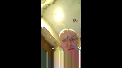 andrew3356577 online show from May 16, 6:17 pm