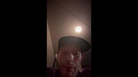 Snapshot of andrew4193 chatting on September 21, 2:02 am andrew4193 online show from September 21, 2:02 am