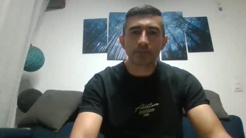 Snapshot of andrew973578 chatting on March 6, 4:53 am andrew973578 online show from March 6, 4:53 am