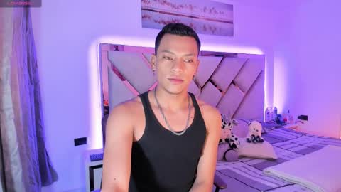 JEAMPIER   online show from September 13, 10:48 am