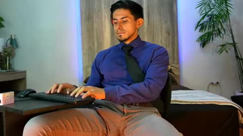 Andrew online show from May 19, 5:25 am