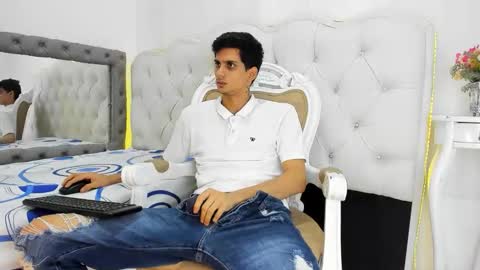 Andrew online show from December 16, 3:11 am