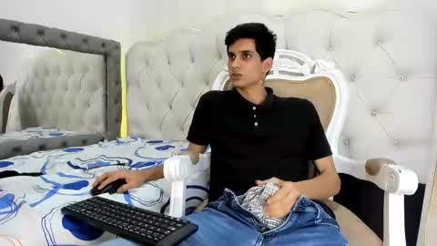 Andrew online show from December 17, 2:50 am