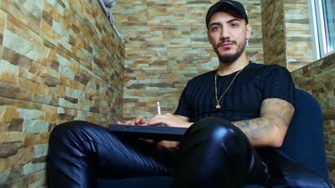 MasterRomania  online show from December 8, 4:46 am