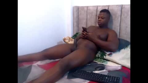 andrewburke06 online show from December 23, 8:23 am