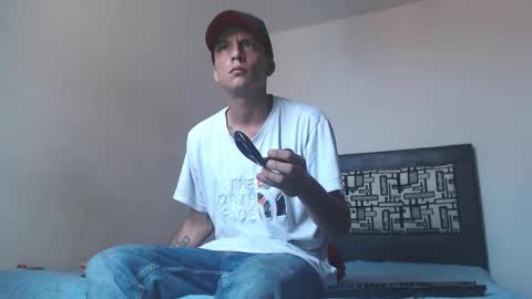 andrew online show from October 20, 6:19 pm