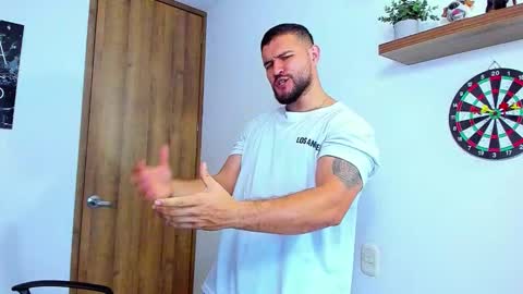 Andrew Diaz online show from October 3, 5:48 am