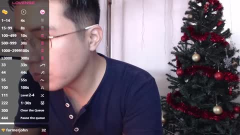 andrewmhilton_ online show from December 23, 7:09 pm