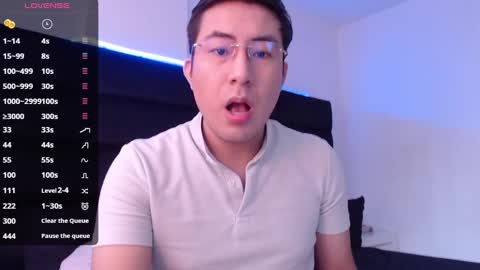 andrewmhilton_ online show from January 6, 4:34 pm