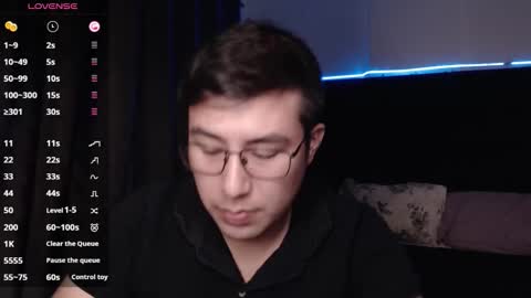 andrewmhilton_ online show from November 7, 5:40 am