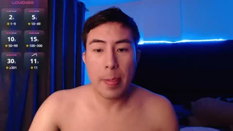 andrewmhilton_ online show from July 19, 4:49 am