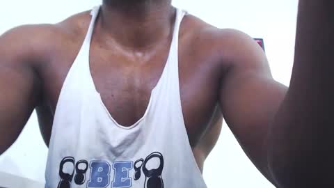 Snapshot of andrewoconnor__ chatting on January 19, 1:04 pm Andrew Oconnor online show from January 19, 1:04 pm