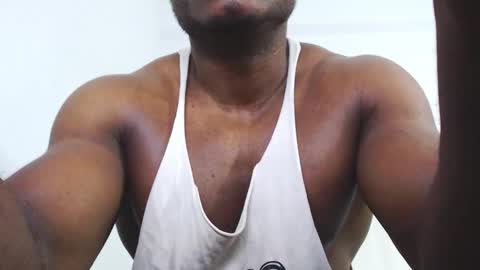 Snapshot of andrewoconnor__ chatting on February 1, 1:31 pm Andrew Oconnor online show from February 1, 1:31 pm