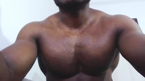 Snapshot of andrewoconnor__ chatting on February 13, 8:05 pm Andrew Oconnor online show from February 13, 8:05 pm