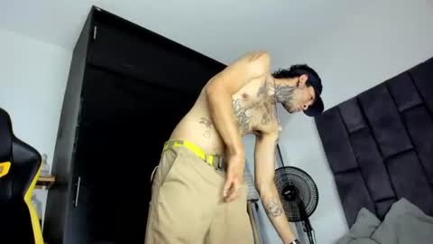 andres online show from June 30, 10:00 pm