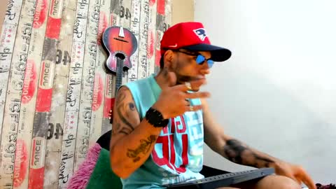   online show from January 5, 1:47 pm