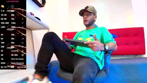   online show from October 19, 9:59 pm