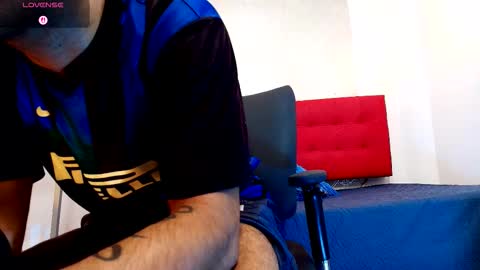   online show from October 25, 10:15 pm