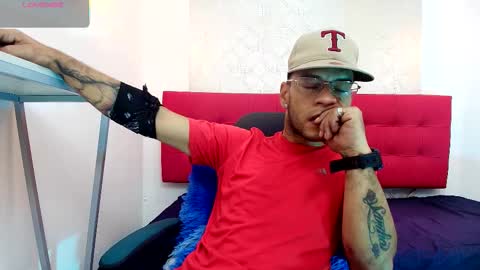   online show from November 1, 11:18 pm