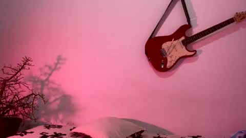 Snapshot of andreys315501 chatting on November 18, 2:32 pm Andreysramses online show from November 18, 2:32 pm