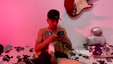 Snapshot of andreys315501 chatting on November 26, 3:13 pm Andreysramses online show from November 26, 3:13 pm