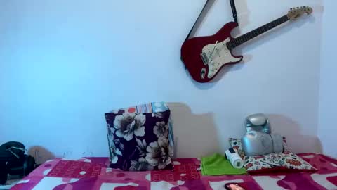 Snapshot of andreys315501 chatting on December 3, 1:57 am Andreysramses online show from December 3, 1:57 am