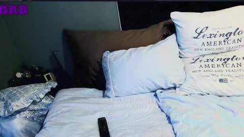 Snapshot of andrjoer chatting on January 16, 8:29 am andrjoer online show from January 16, 8:29 am