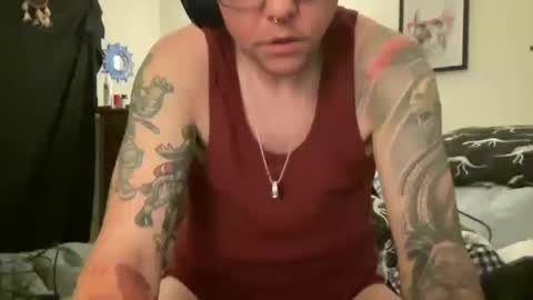 Snapshot of androxkade chatting on October 10, 7:51 am androxkade online show from October 10, 7:51 am