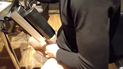 Snapshot of andy1939 chatting on February 13, 6:59 pm andy1939 online show from February 13, 6:59 pm