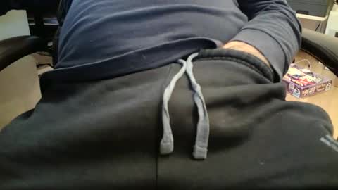 Kamadeva6 online show from April 3, 5:44 pm