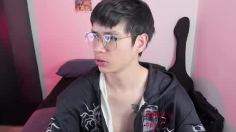 twx Andy twink3 online show from January 18, 7:01 am