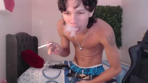 Snapshot of andy_dan1 chatting on December 11, 12:34 pm andy_dan1 online show from December 11, 12:34 pm