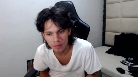 Snapshot of andy_dan1 chatting on December 31, 3:55 am andy_dan1 online show from December 31, 3:55 am