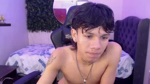 Snapshot of andy_dan1 chatting on March 11, 1:56 pm andy_dan1 online show from March 11, 1:56 pm