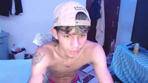 andy_dan1 online show from May 6, 5:35 am
