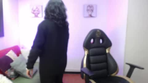 andy_eagleton_20 online show from May 8, 2:50 am