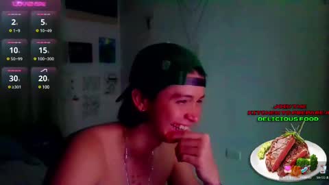 Snapshot of andy_gray01 chatting on March 12, 10:59 am Andy Gray online show from March 12, 10:59 am