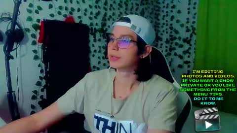 Snapshot of andy_gray01 chatting on September 14, 1:27 am Andy Gray online show from September 14, 1:27 am